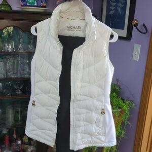 Michael Kors Women's Ivory Quilted Down Vest